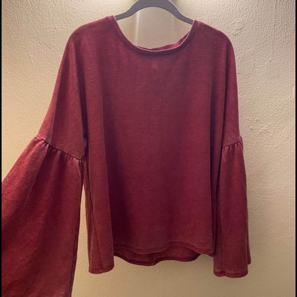 Rust Colored Bell Sleeve Top - Picture 3 of 4